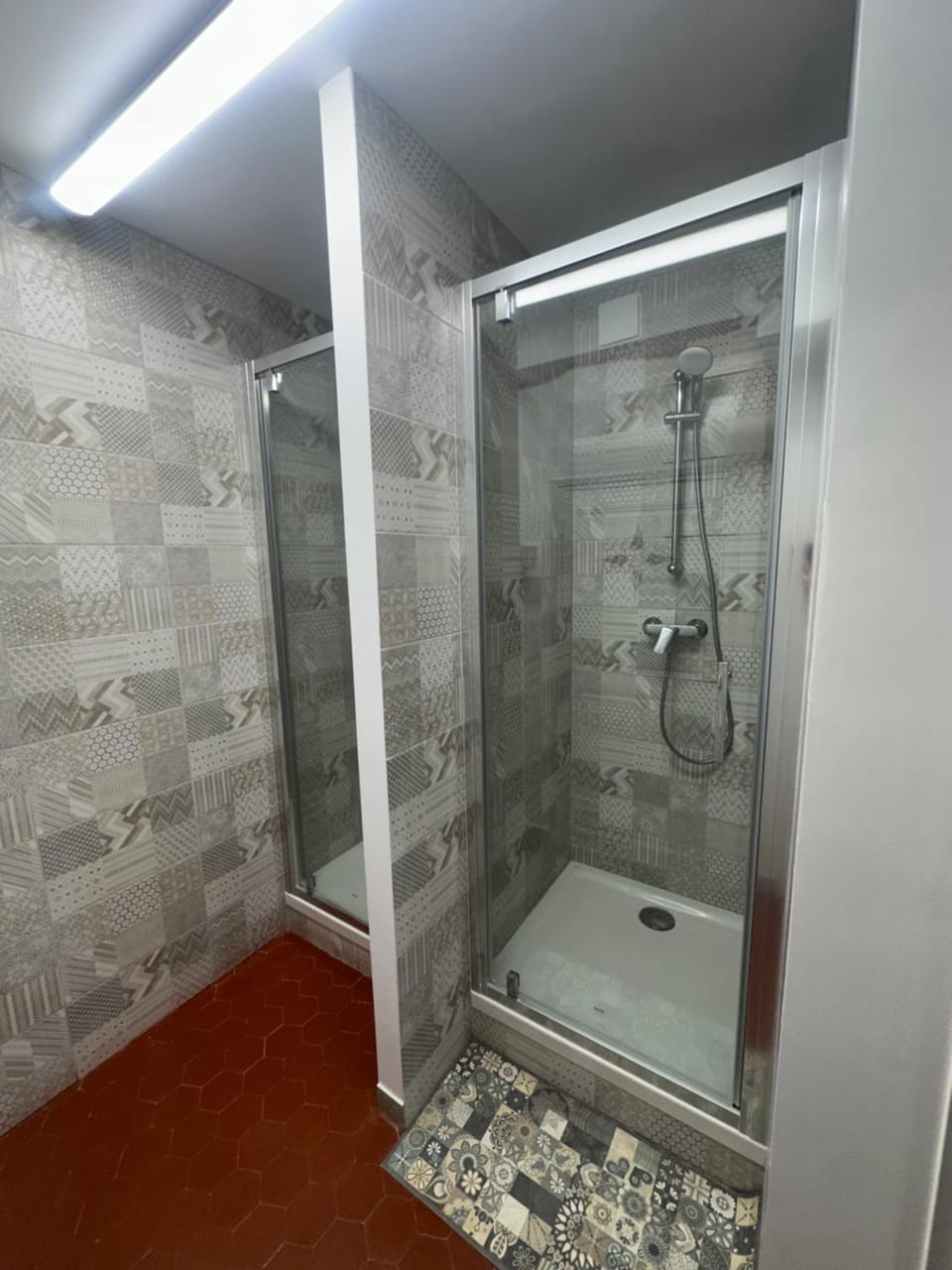 Le Castel, La Chambre pour 7 personnes Bed and Breakfast in French Riviera