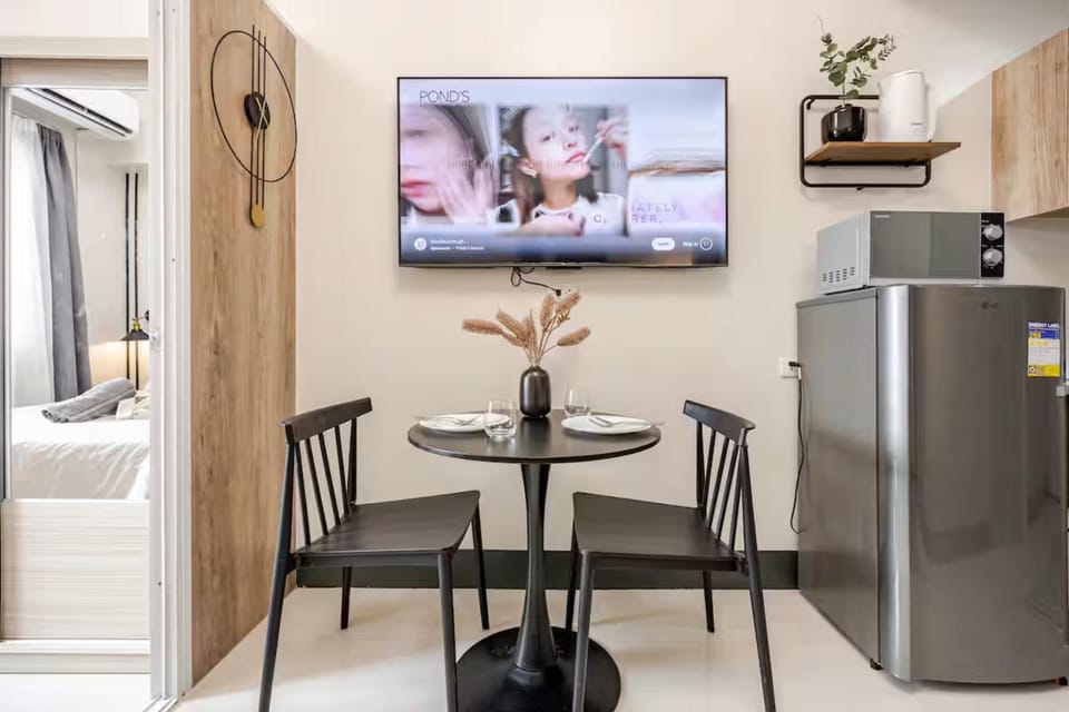 TV and multimedia, Dining area
