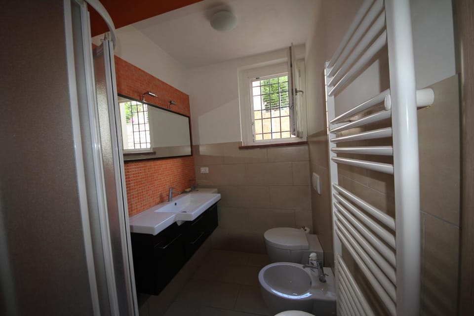 Villetta trilocale IN CENTRO A NUMANA cod 395 House in Numana