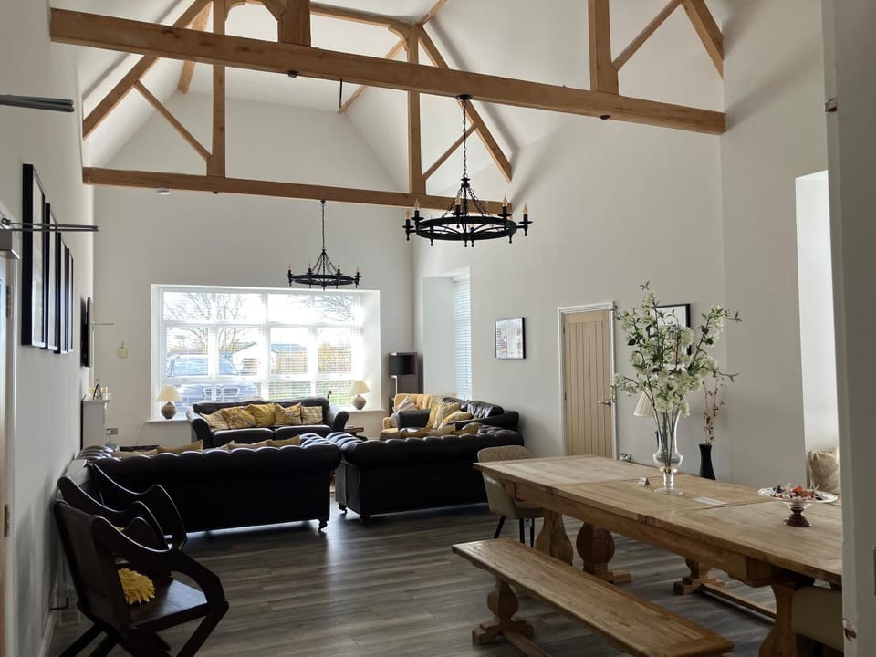 Yr Hen Ysgol- The Old Primary School House in Wales