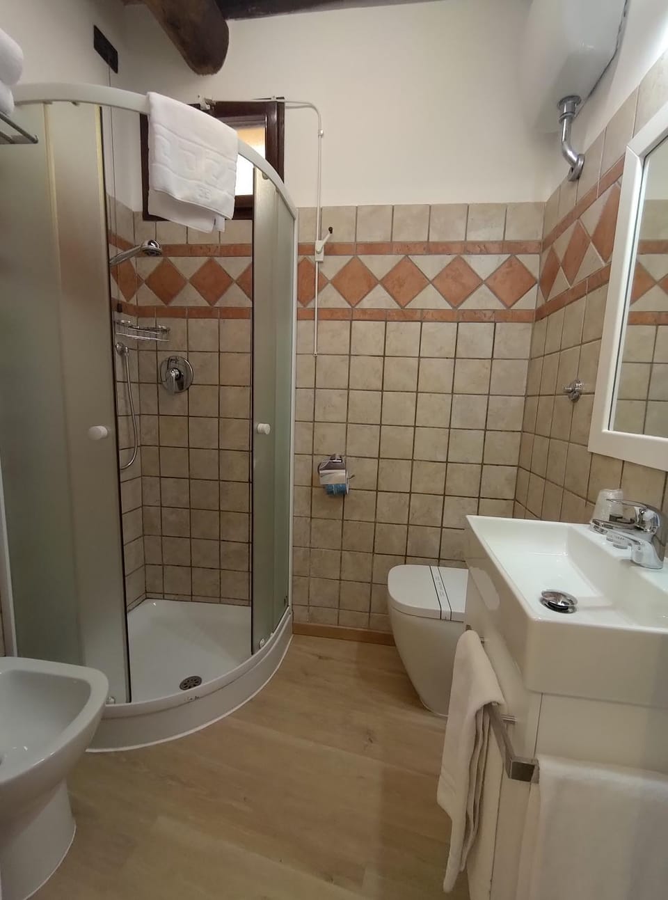 Shower, Toilet, Bathroom, bidet, hair dryier, towels