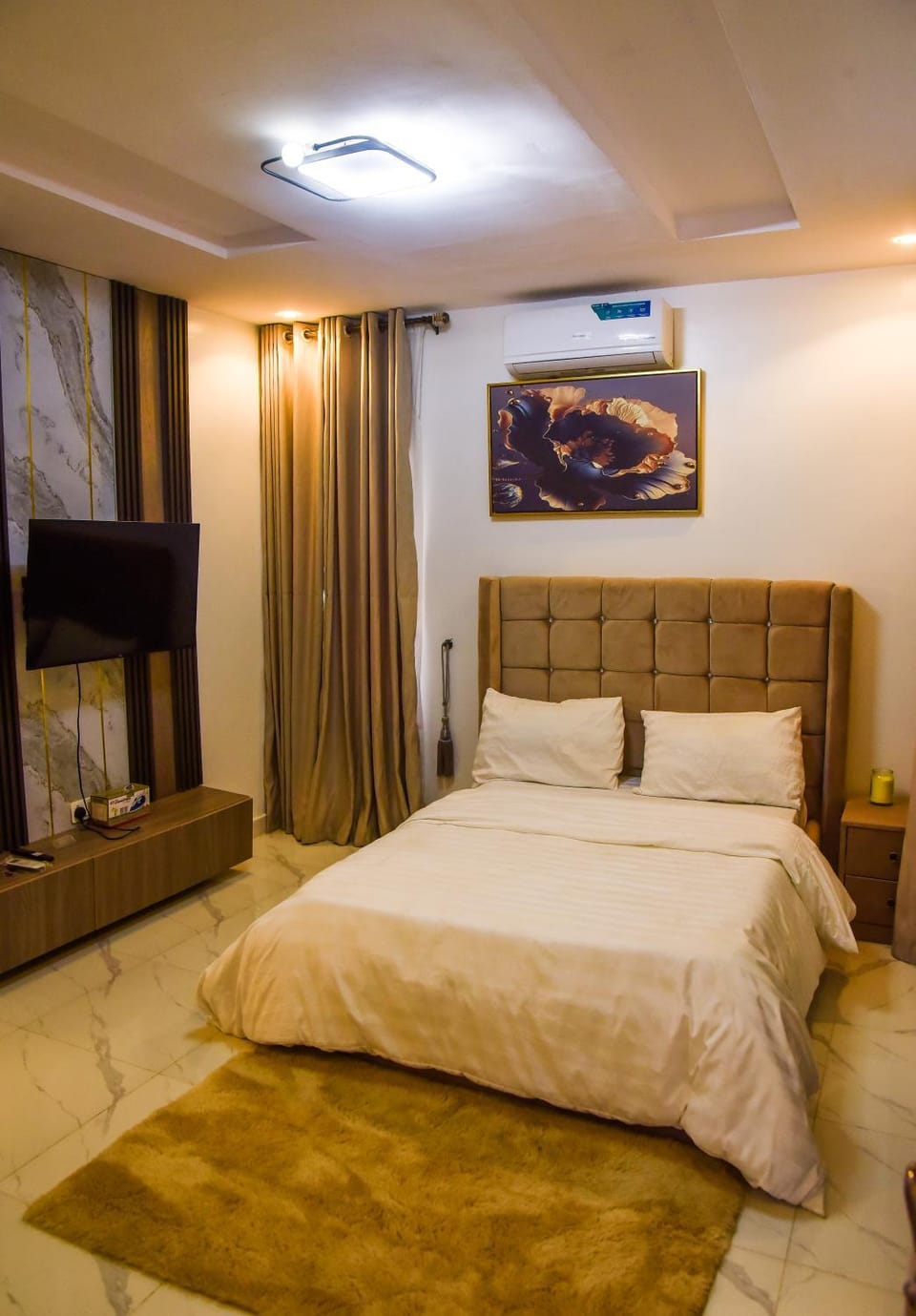 Bed, Bedroom