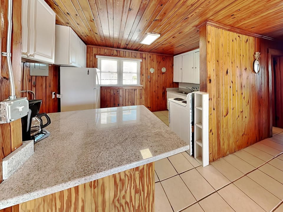 Sea Glass Suites 3 Apartment in Topsail Beach