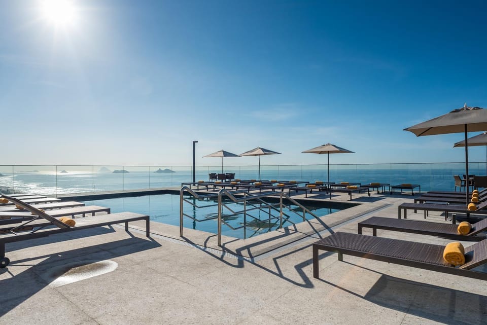 Day, Natural landscape, Pool view, Sea view, Swimming pool, Swimming pool, sunbed