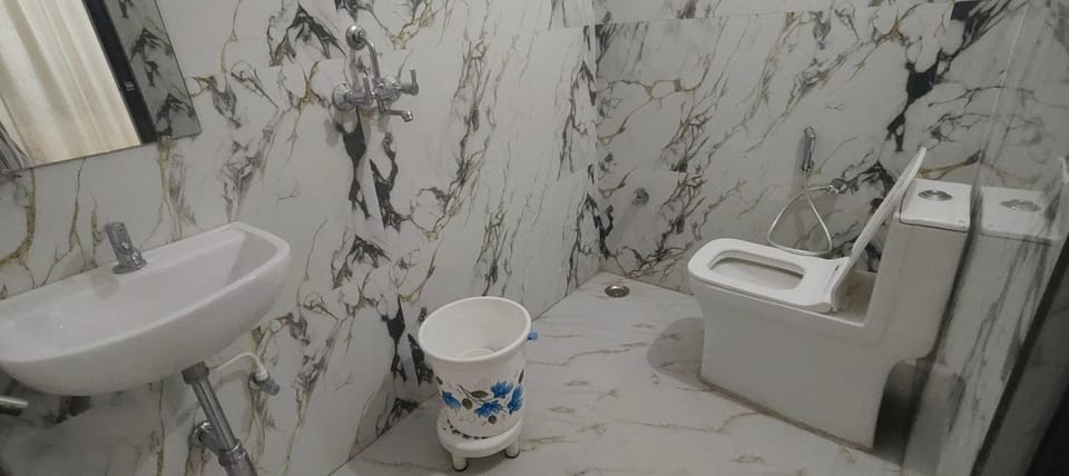 Shower, Toilet, Bathroom, bidet