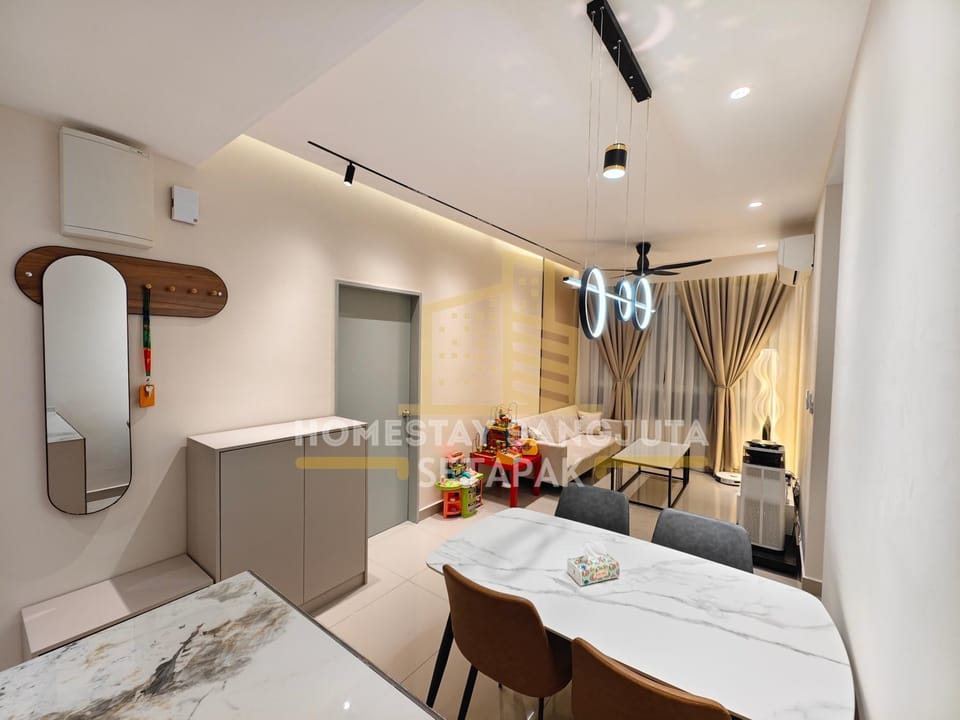 Living room, Seating area, Dining area