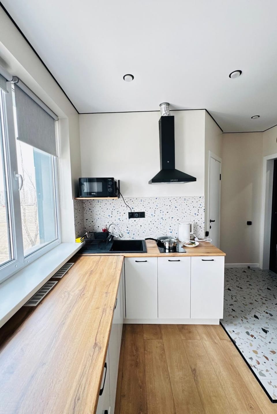 Kitchen or kitchenette, stove