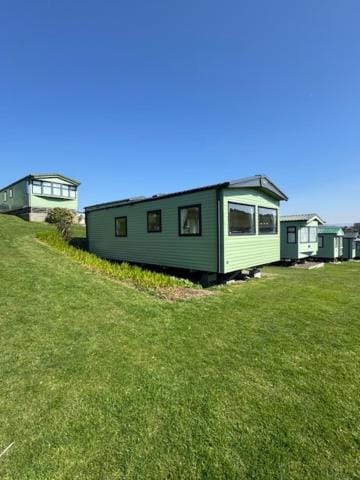 Property building, Garden view