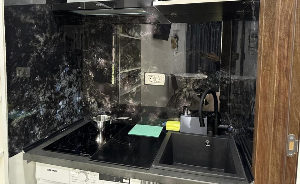 Kitchen or kitchenette