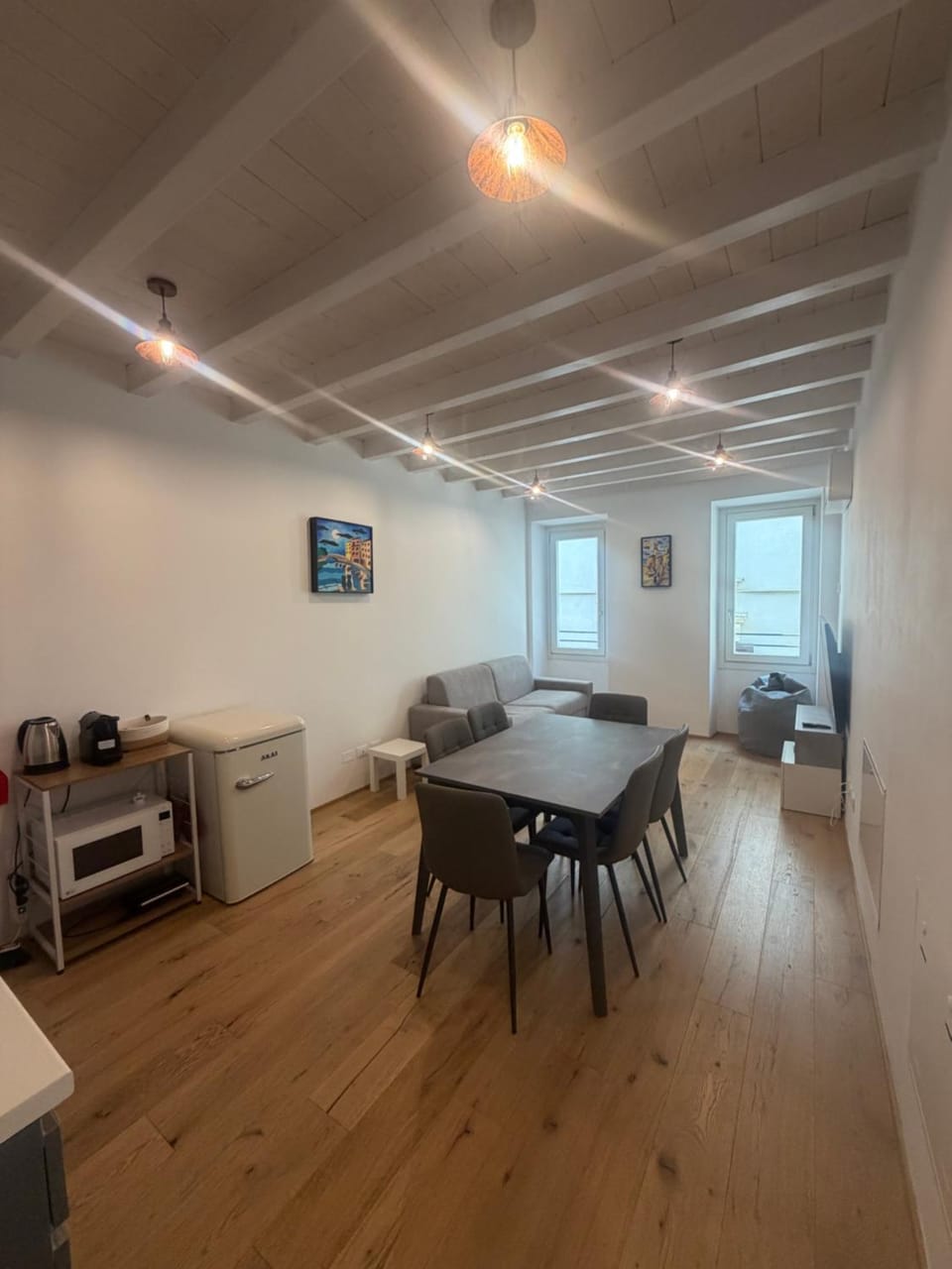 Food close-up, Living room