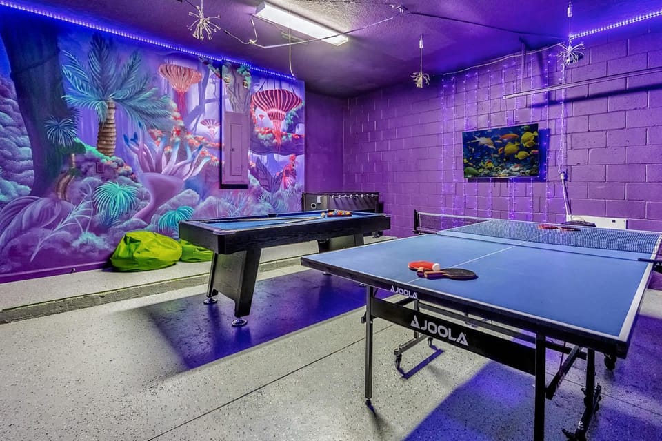 Upstay Vibrant Home w Themed Rooms Pool & Games House in Kissimmee