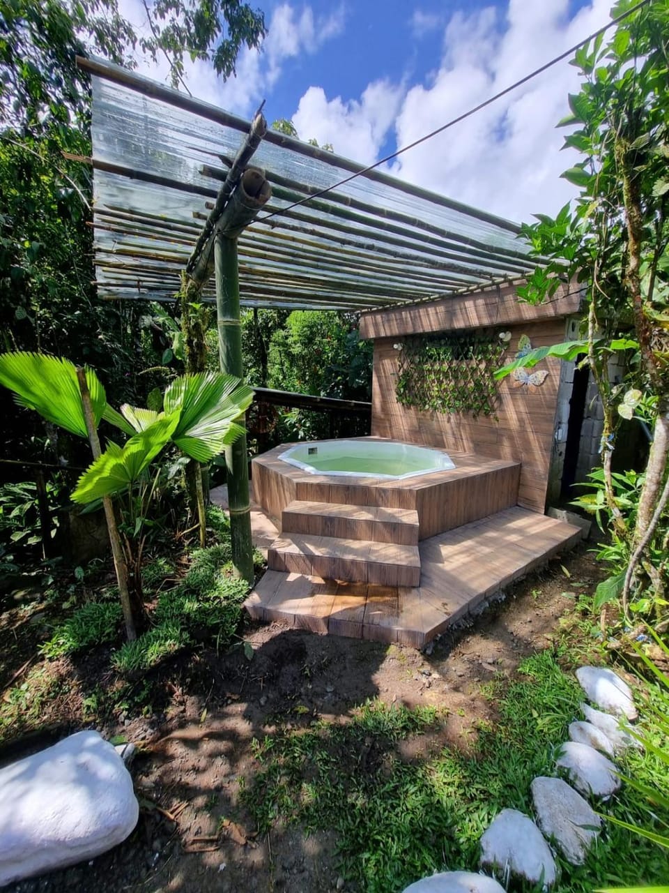 Mindo Green House Nature lodge in Pichincha