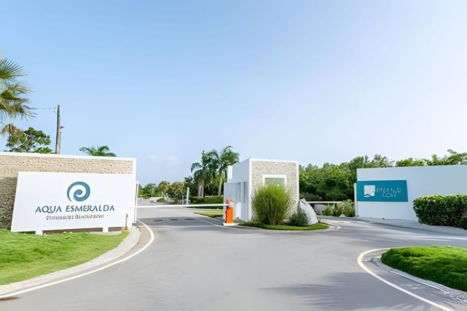 Aqua Esmeralda by Advantage Club Apartment in Dominicus