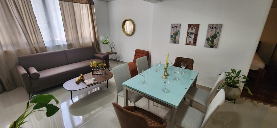 Casa Laureles 2do Parque Apartment in Medellin