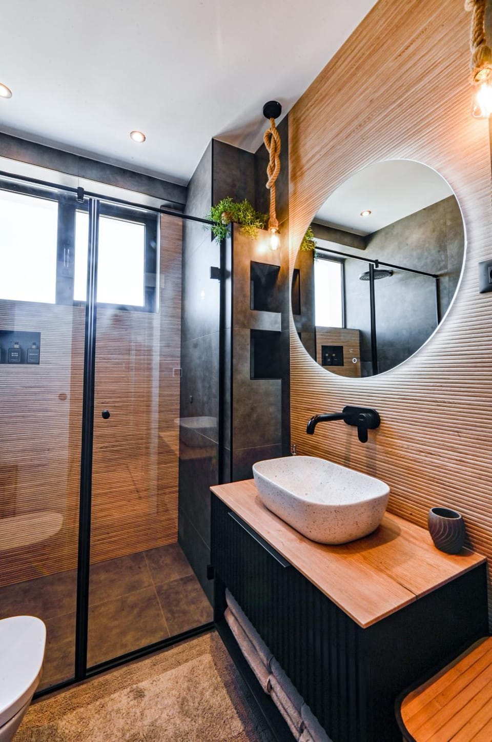 Shower, Toilet, Bathroom