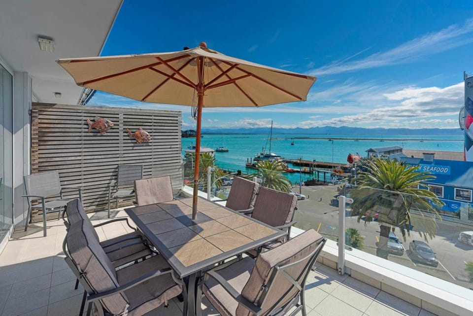 Patio, Sea view
