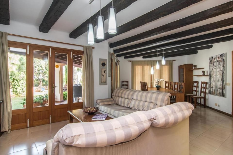 Finca Sanau House in Migjorn