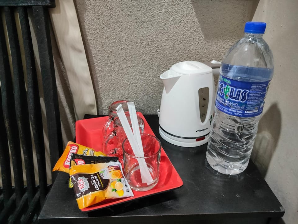 Coffee/tea facilities, Drinks