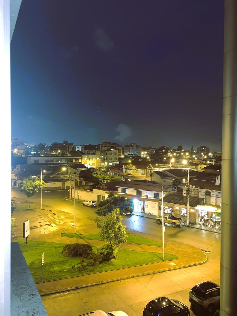 Night, Neighbourhood, City view, Street view