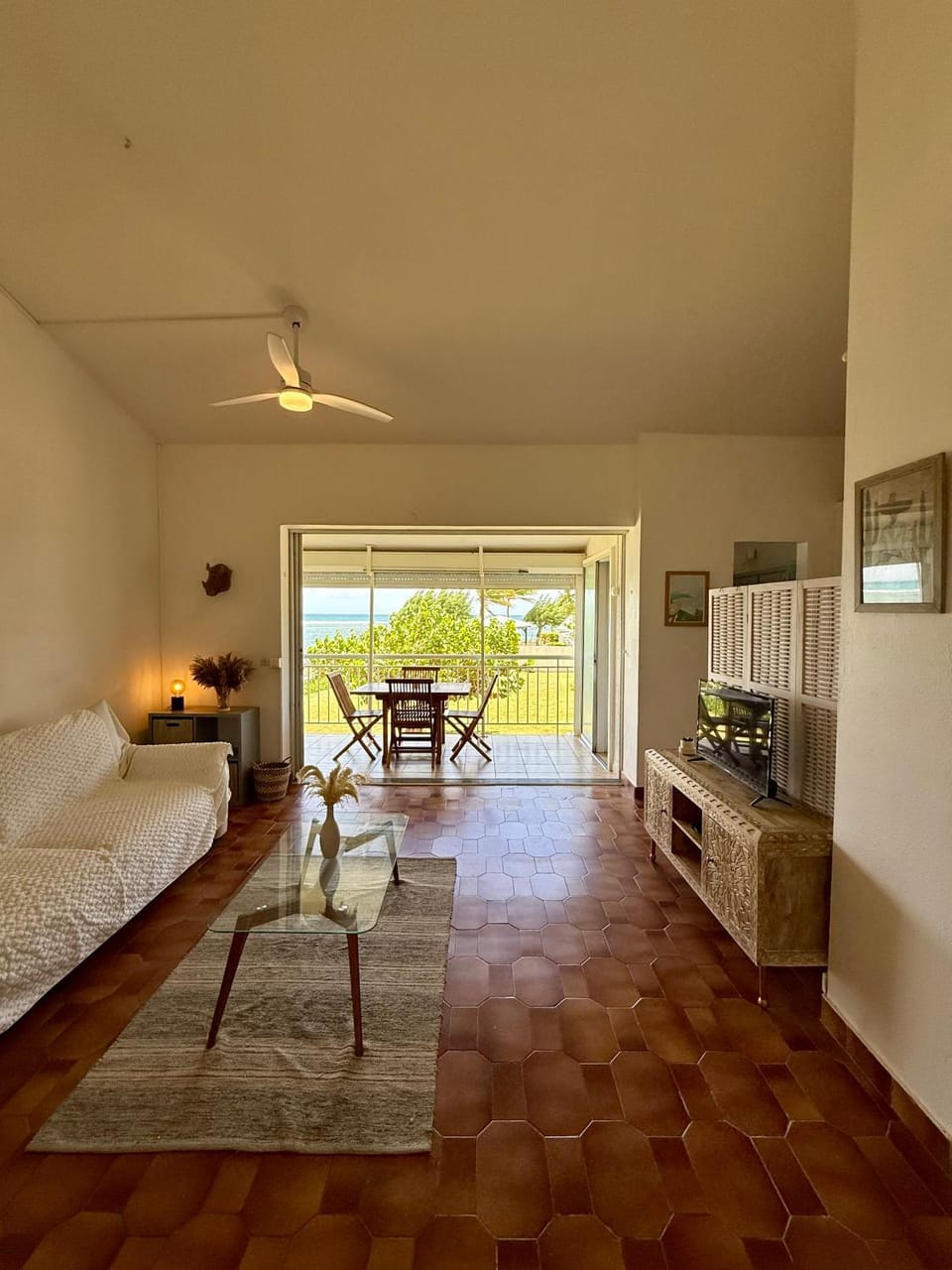 View (from property/room), Balcony/Terrace, Living room, Seating area, Dining area