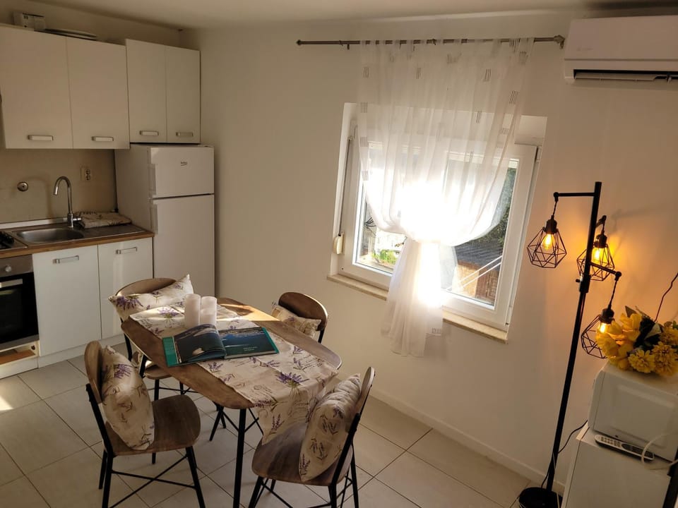 Ferienwohnung Istrien 200m Strand Apartment in Fažana