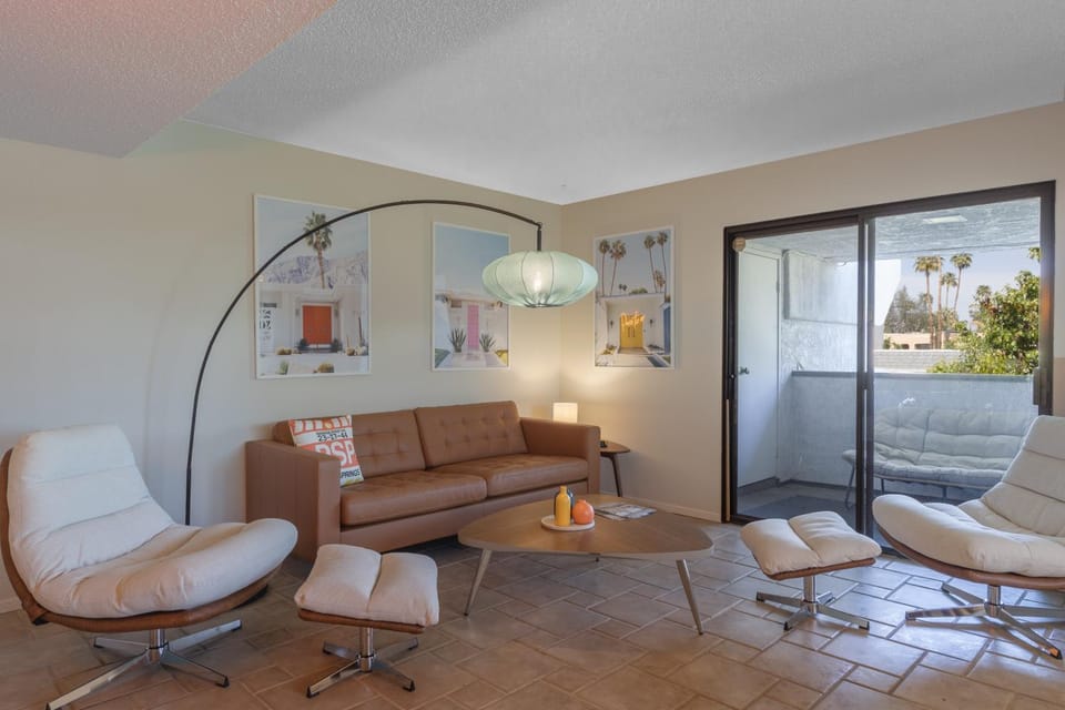 1BR Plaza Villas Bliss - Downtown PS House in Palm Springs