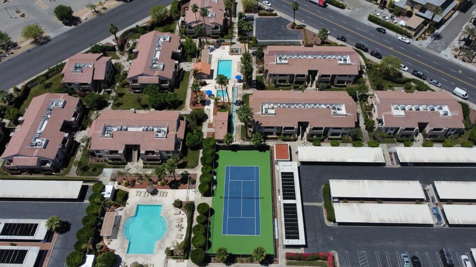 Plaza Villas Posada by Oranj Palm House in Palm Springs