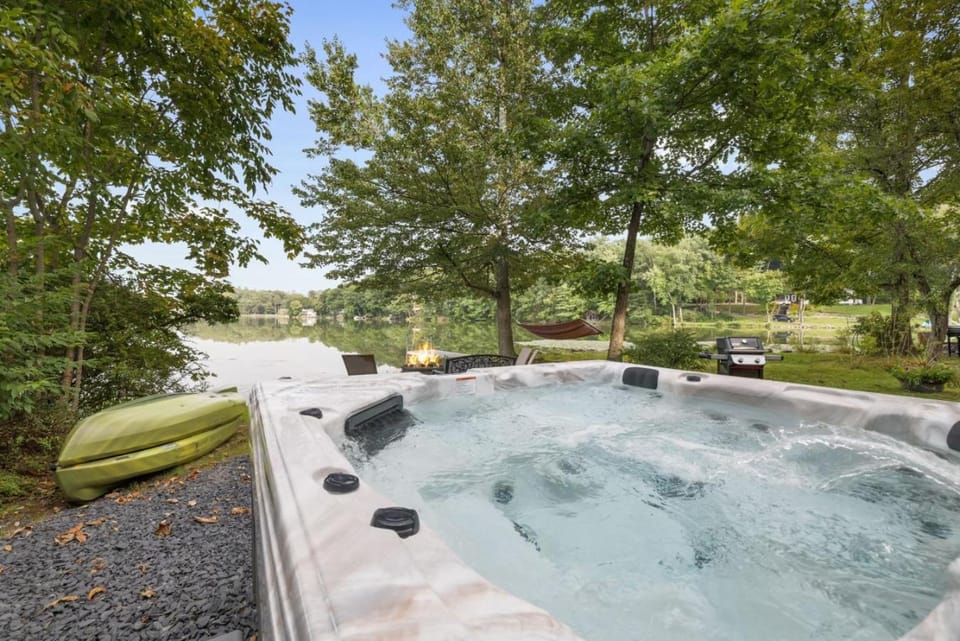 Hot Tub
