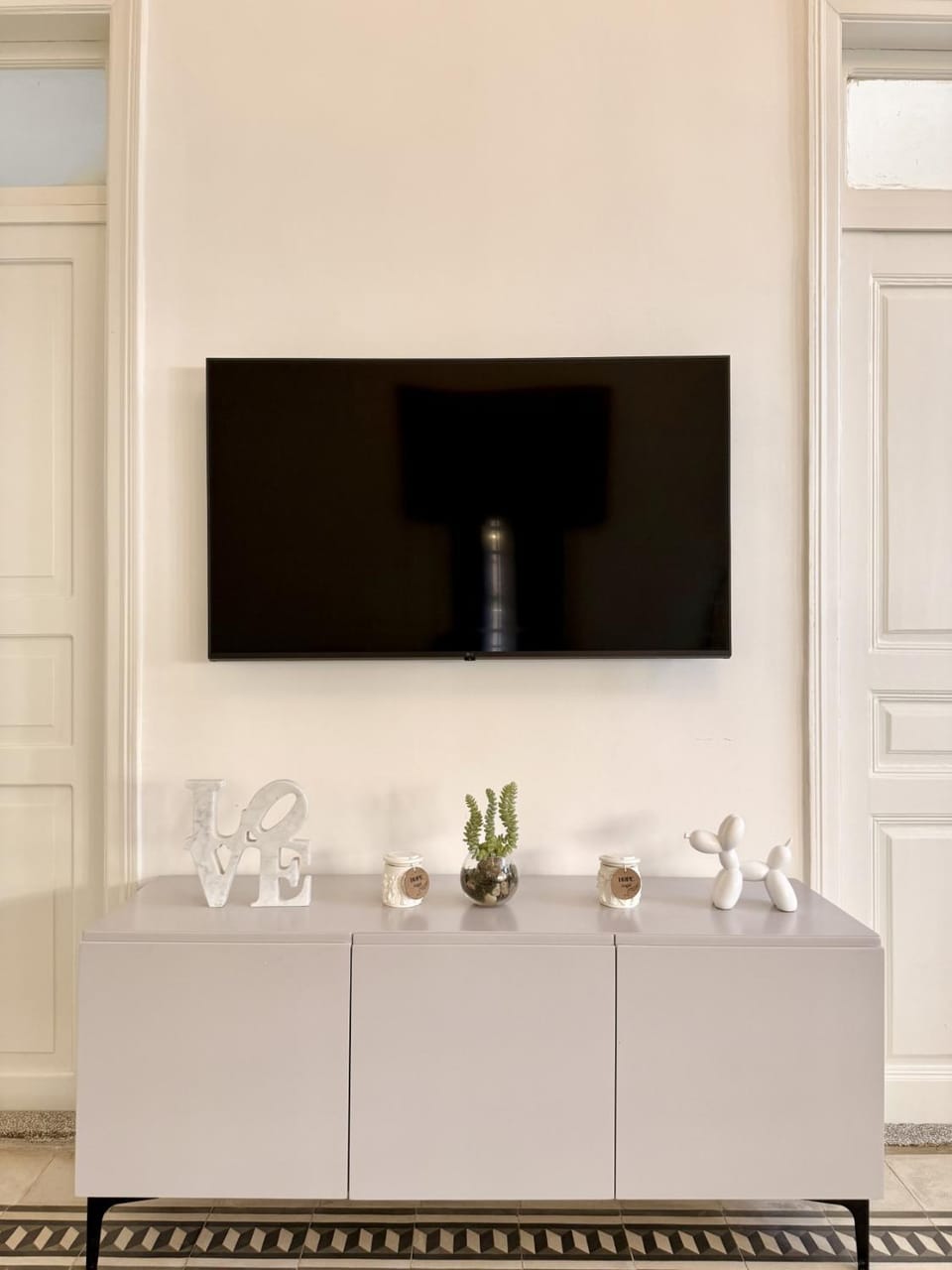 Olive A Heritage 2Bedroom Apartment in Mar Mikhael Apartment in Africa