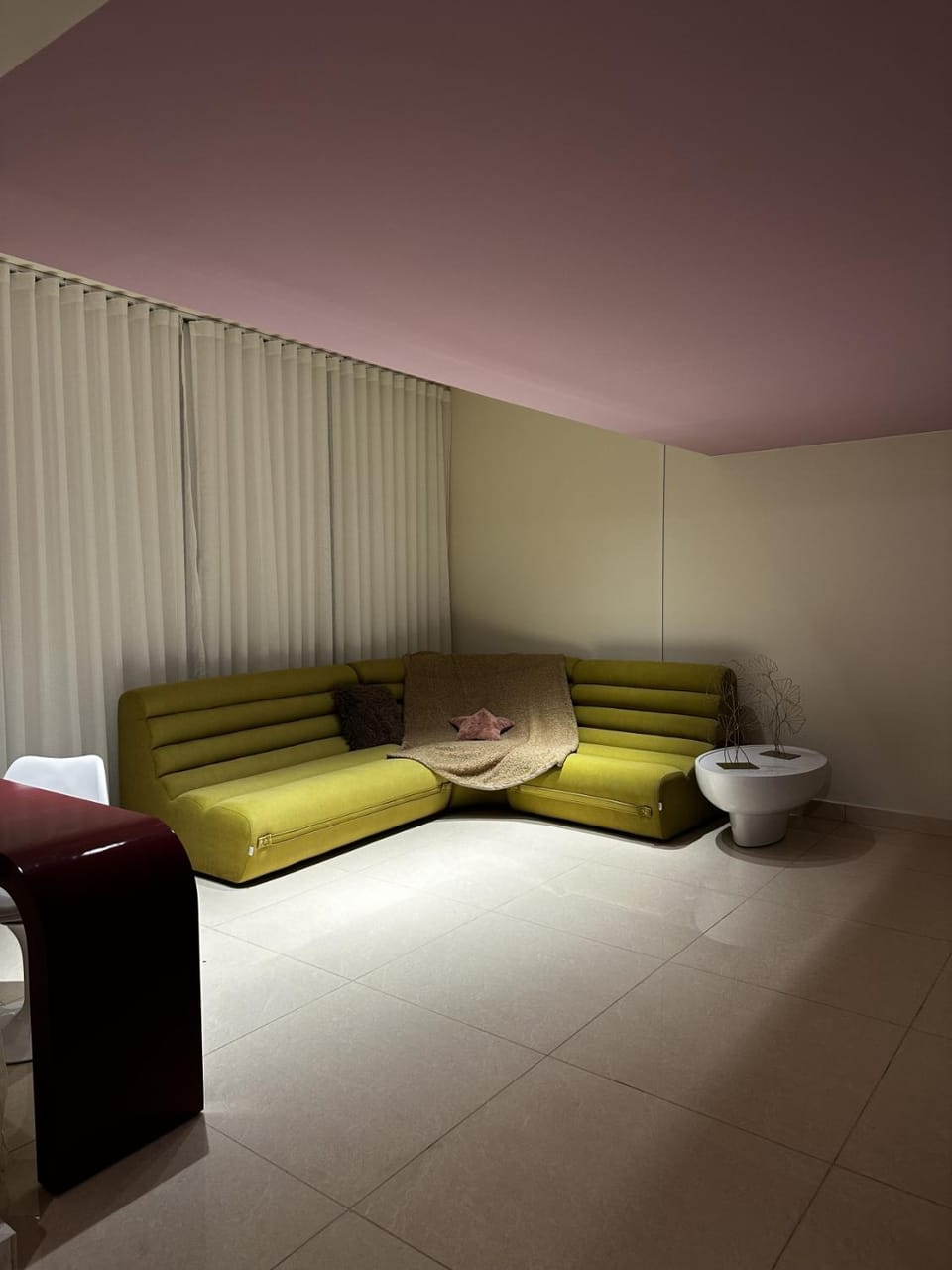 Bond 3BR Sin El Fil Apartment in Africa