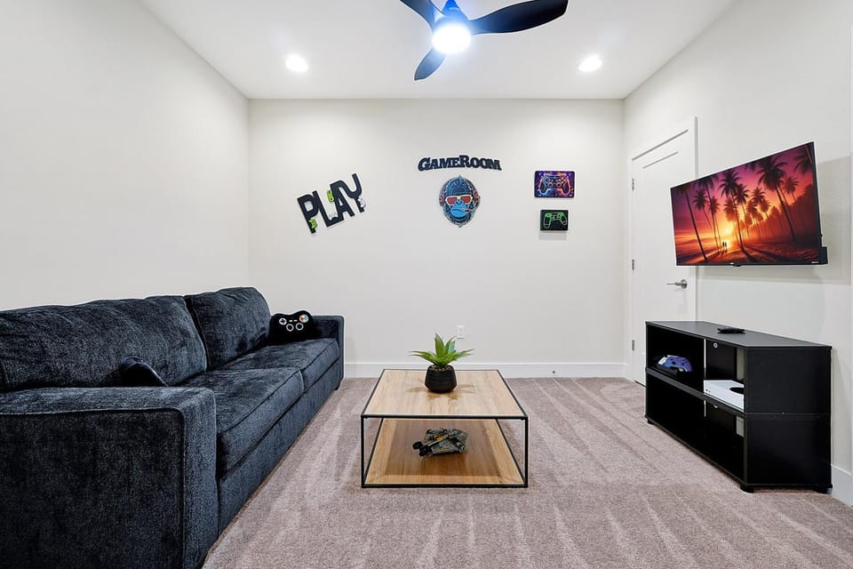 Relaxing Nature Escapade with Game Room House in Four Corners