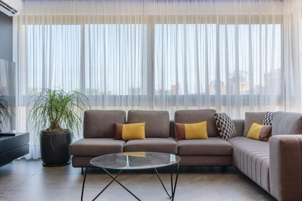 Midtown 3BR in Mar Mikhael Apartment in Africa