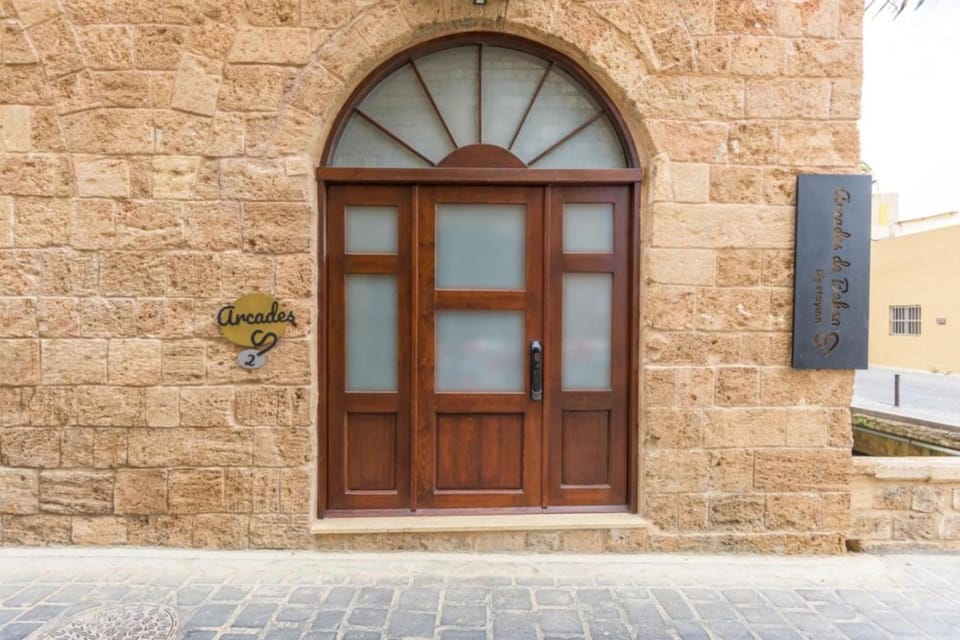 Facade/entrance, Day