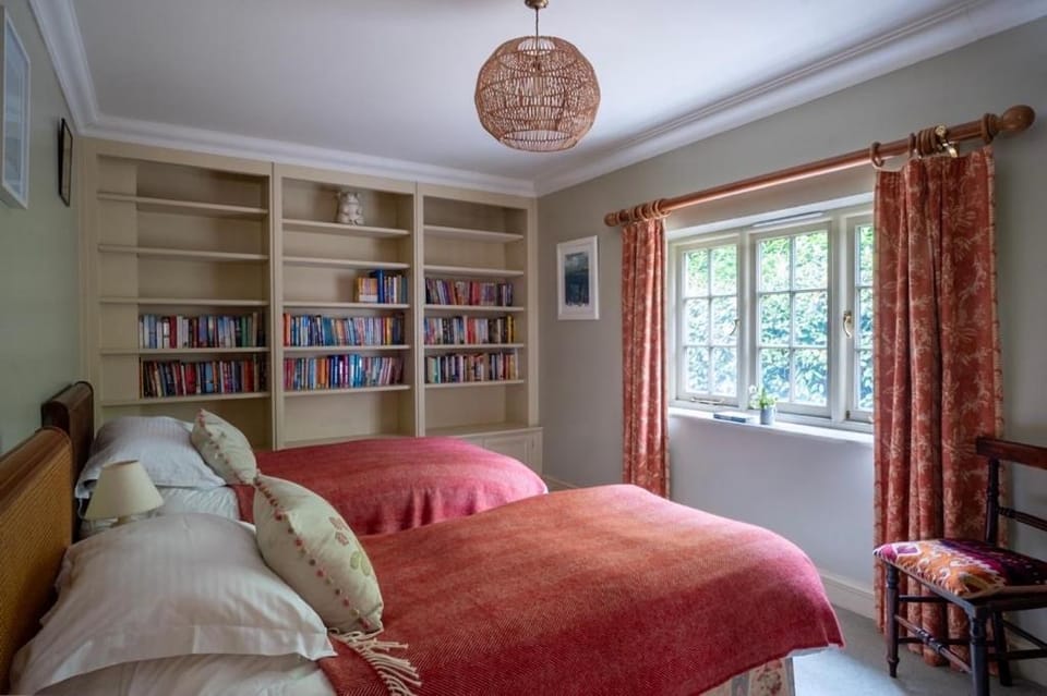 Old Rectory Lodge House in West Dorset District