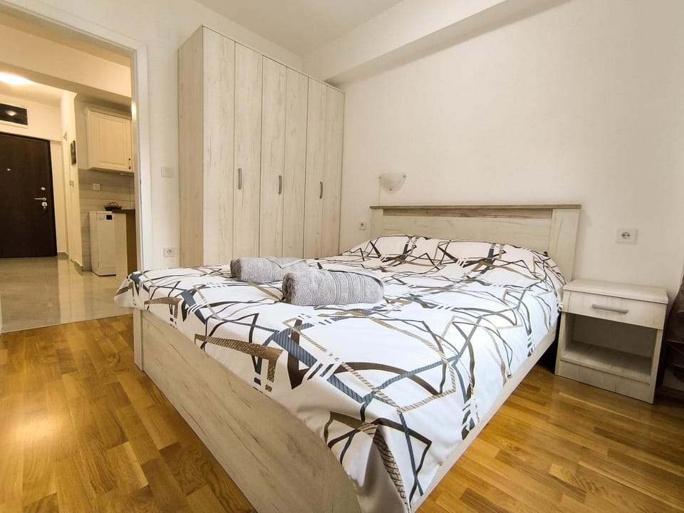 Bed, Bedroom, wardrobe