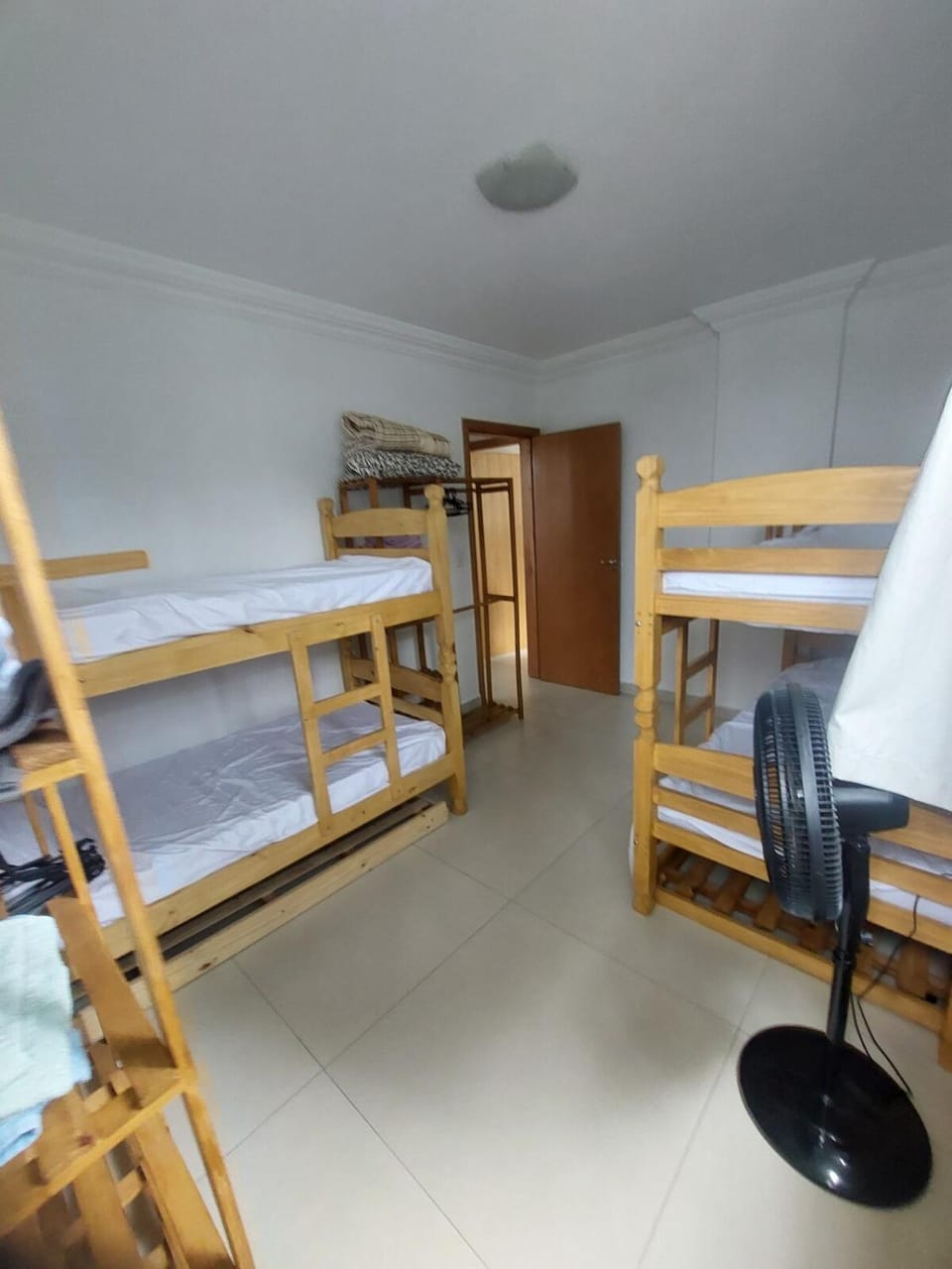 Easy access to the beaches Apartment in Florianopolis