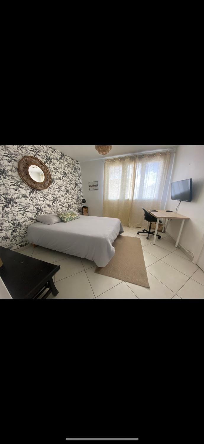 MINIMES - Studio equipé - metro canal du midi 5 min - parking privé - Free checkIn Apartment in Toulouse