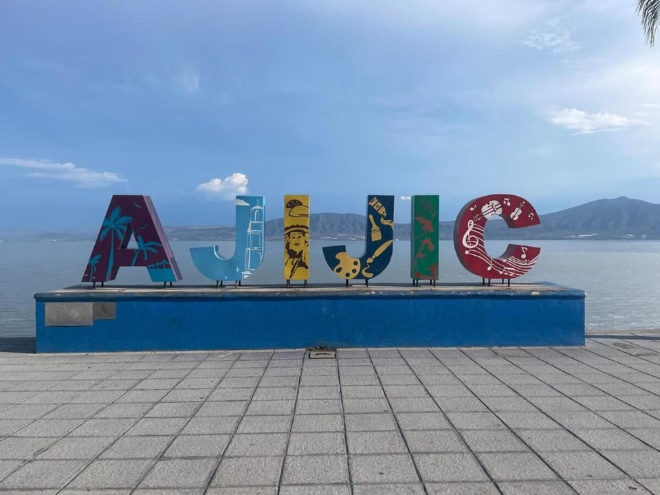 Upscale Tropical Oasis with Spectacular Views House in Ajijic