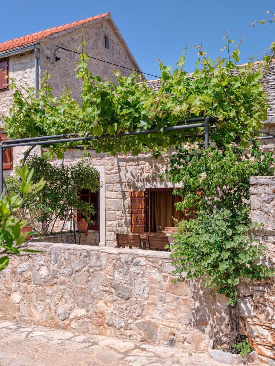 Property building, Day