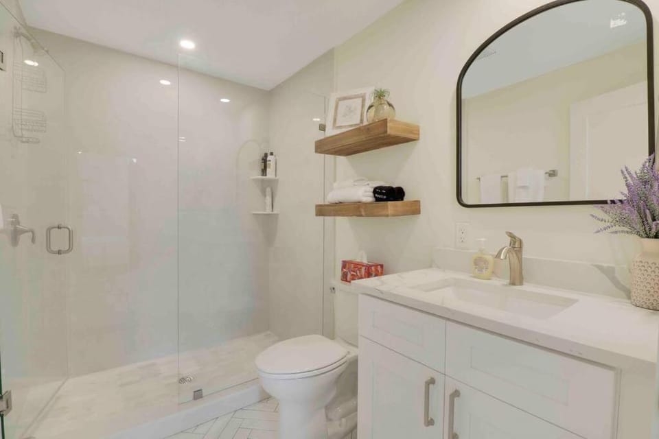 Camden Cottage # 4 - Downtown Stuart Apartment in Stuart