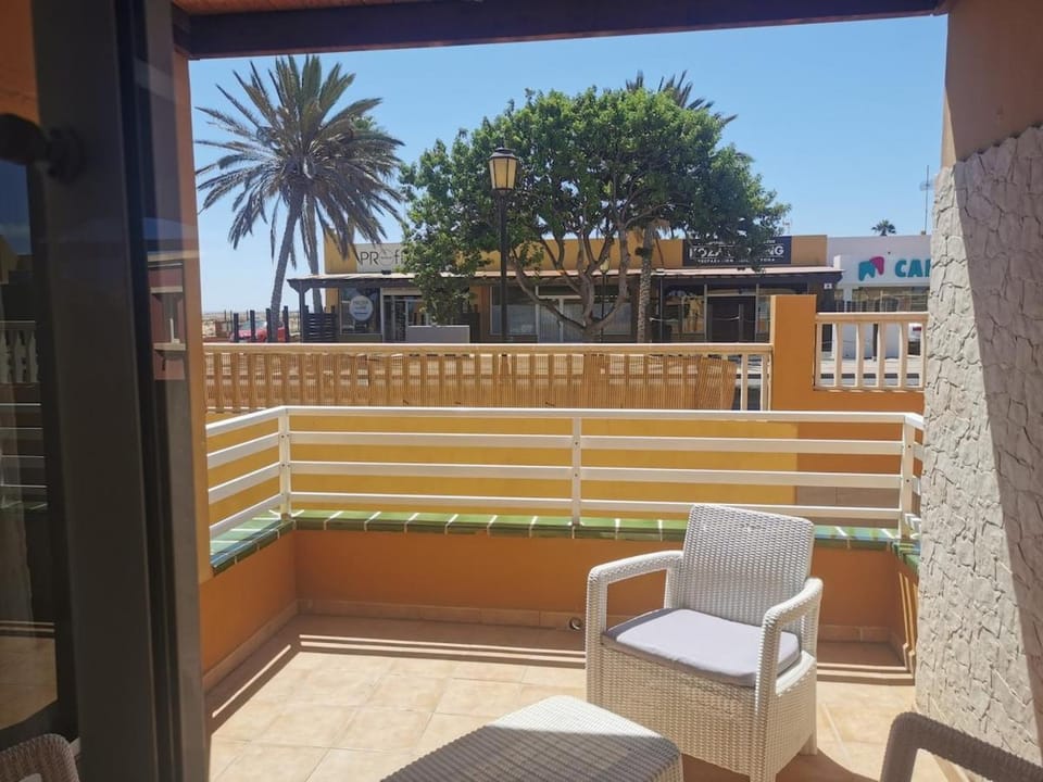 Las Dunas charming house close to dunas beach House in Corralejo