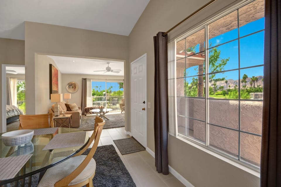Mesquite Opulence House in Palm Springs