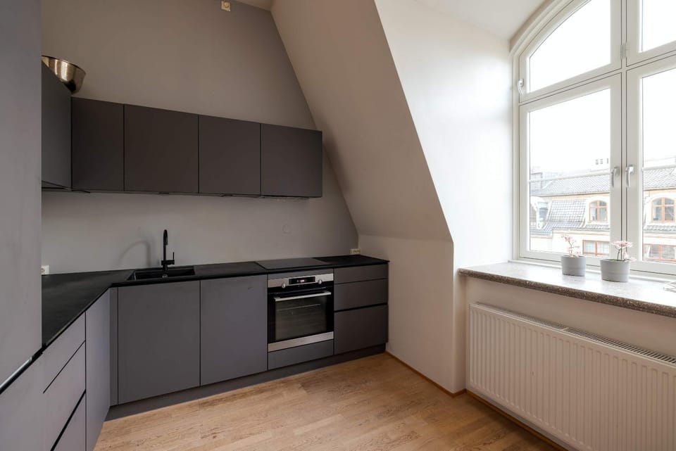 Memories From Norway l Tollbugata Retreat l Rooftop l Smart-TV l 6 Guests Apartment in Oslo