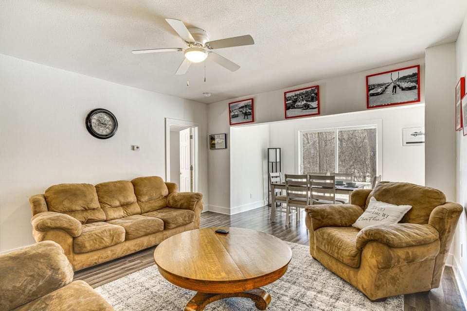 2 Mi to Road America: Pet-Friendly Duplex! House in Elkhart Lake