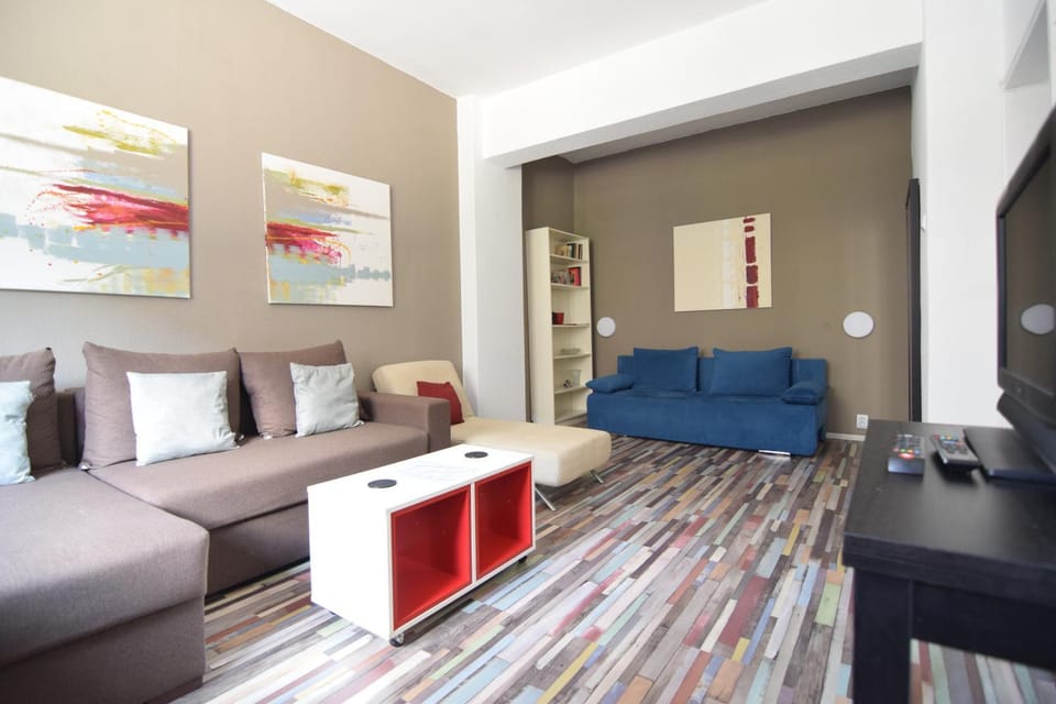 TV and multimedia, Living room