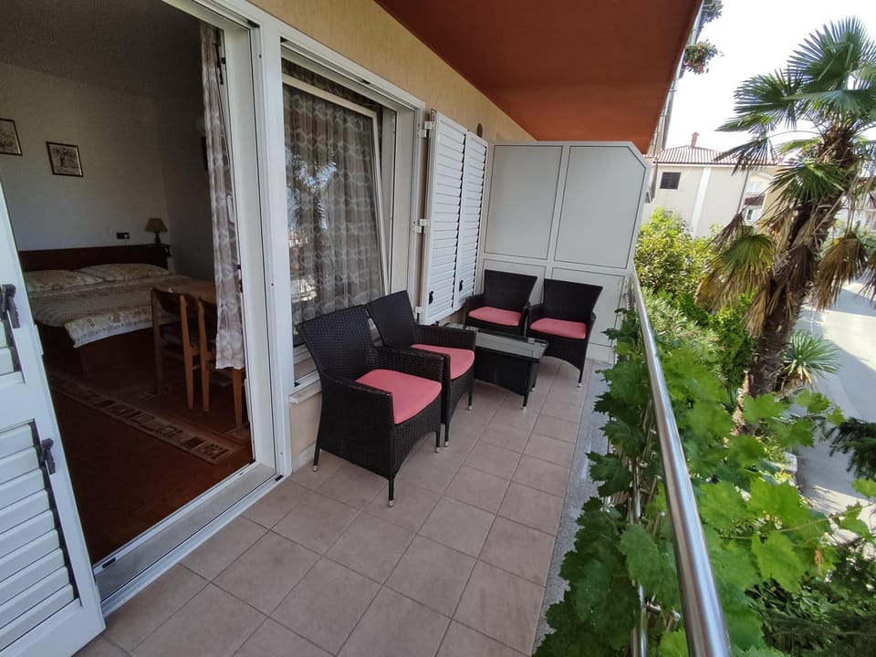 Balcony/Terrace, Balcony/Terrace