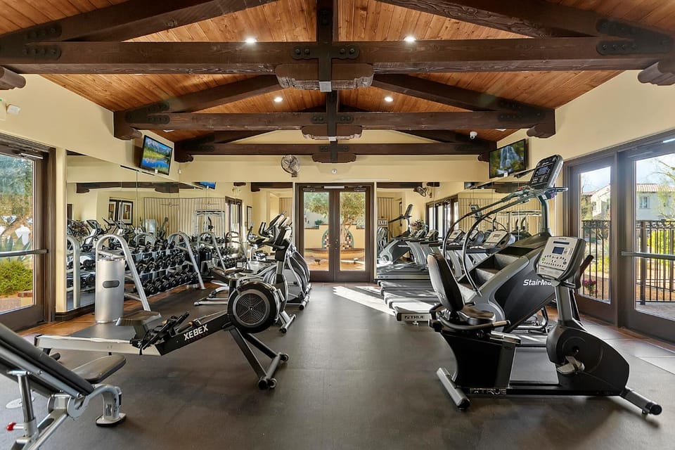 Spanish Walk Villa - PD condo near acrisure House in Palm Desert