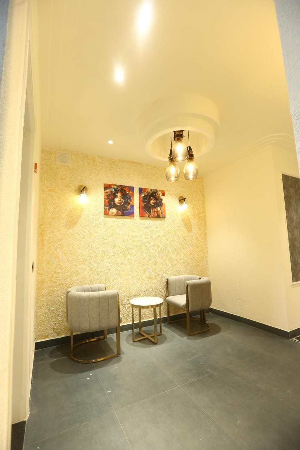 HOTEL Elegance 5 min walk from Golden Temple Hotel in Punjab, India