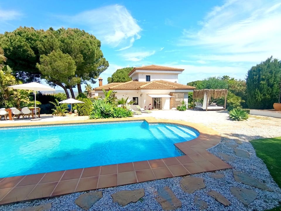 Garden, Swimming pool