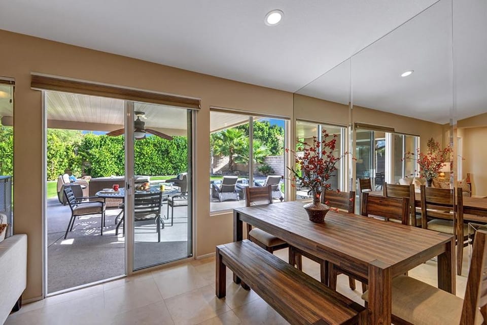 Quiet & Quite Perfect House in Palm Desert